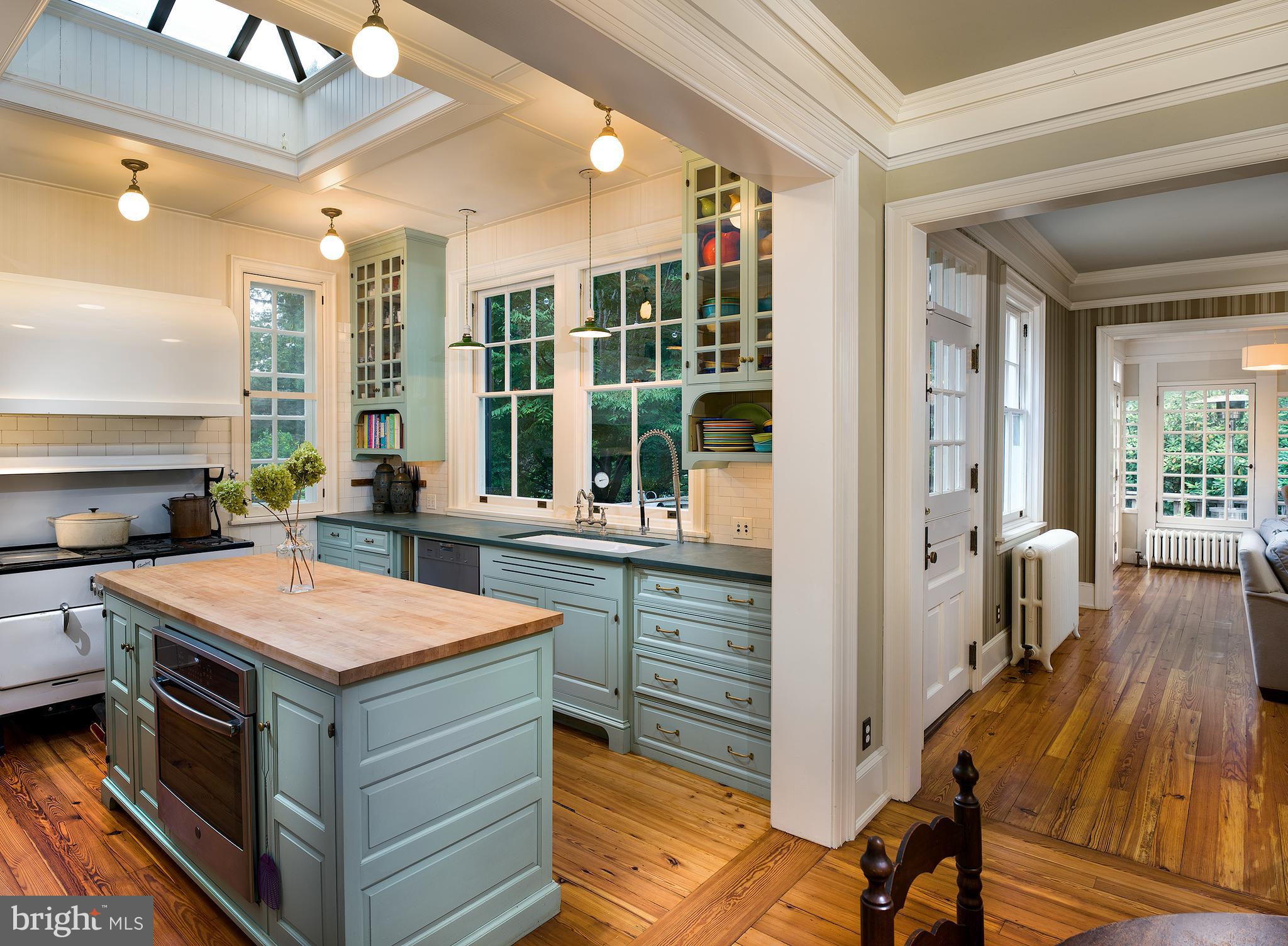 455 St Davids Avenue Wayne, PA 19087 - Photo 15 of 46 Kitchen