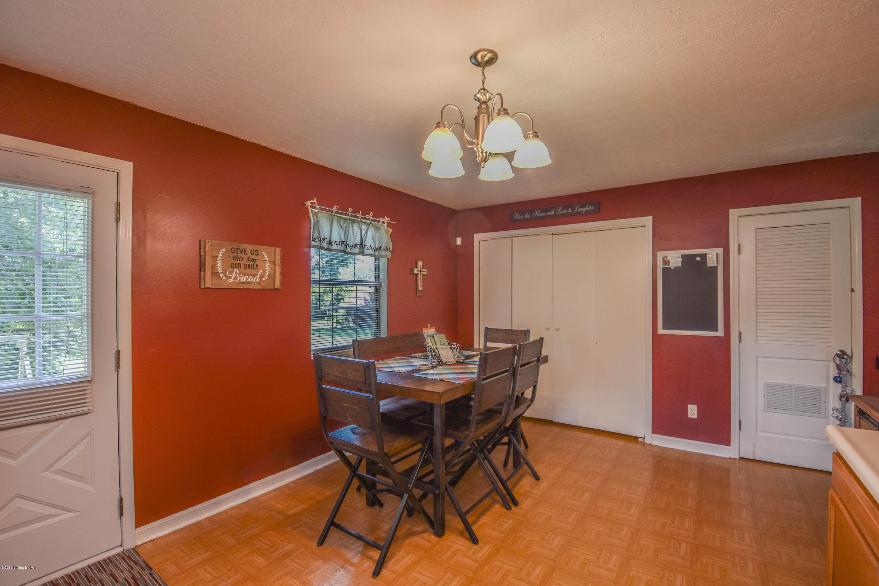 6800 Terry Road Louisville, KY 40258 - Photo 11 of 21 DSC_0624