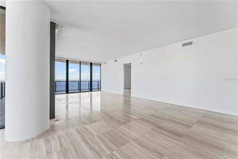 $3,499,000 | 2912 Bayshore Boulevard, Unit 1901, Tampa, FL 33629