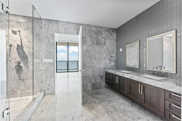 $3,499,000 | 3101 Bayshore Boulevard, Unit 1901, Tampa, FL 33629