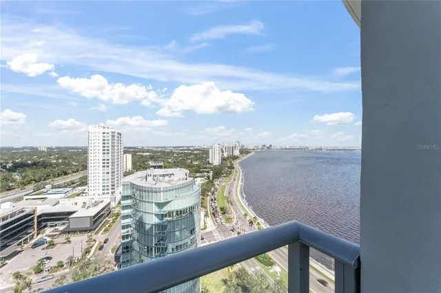 $3,399,000 | 3101 Bayshore Boulevard, Unit 1901, Tampa, FL 33629