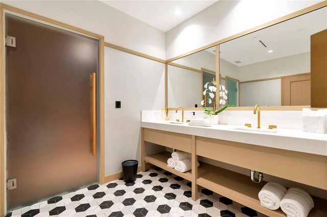 $3,499,000 | 3101 Bayshore Boulevard, Unit 1901, Tampa, FL 33629