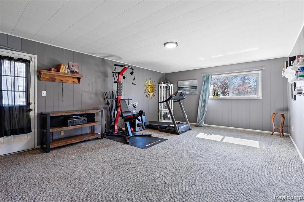 50020 White Mill Road Utica, MI 48317 - Photo 24 of 41