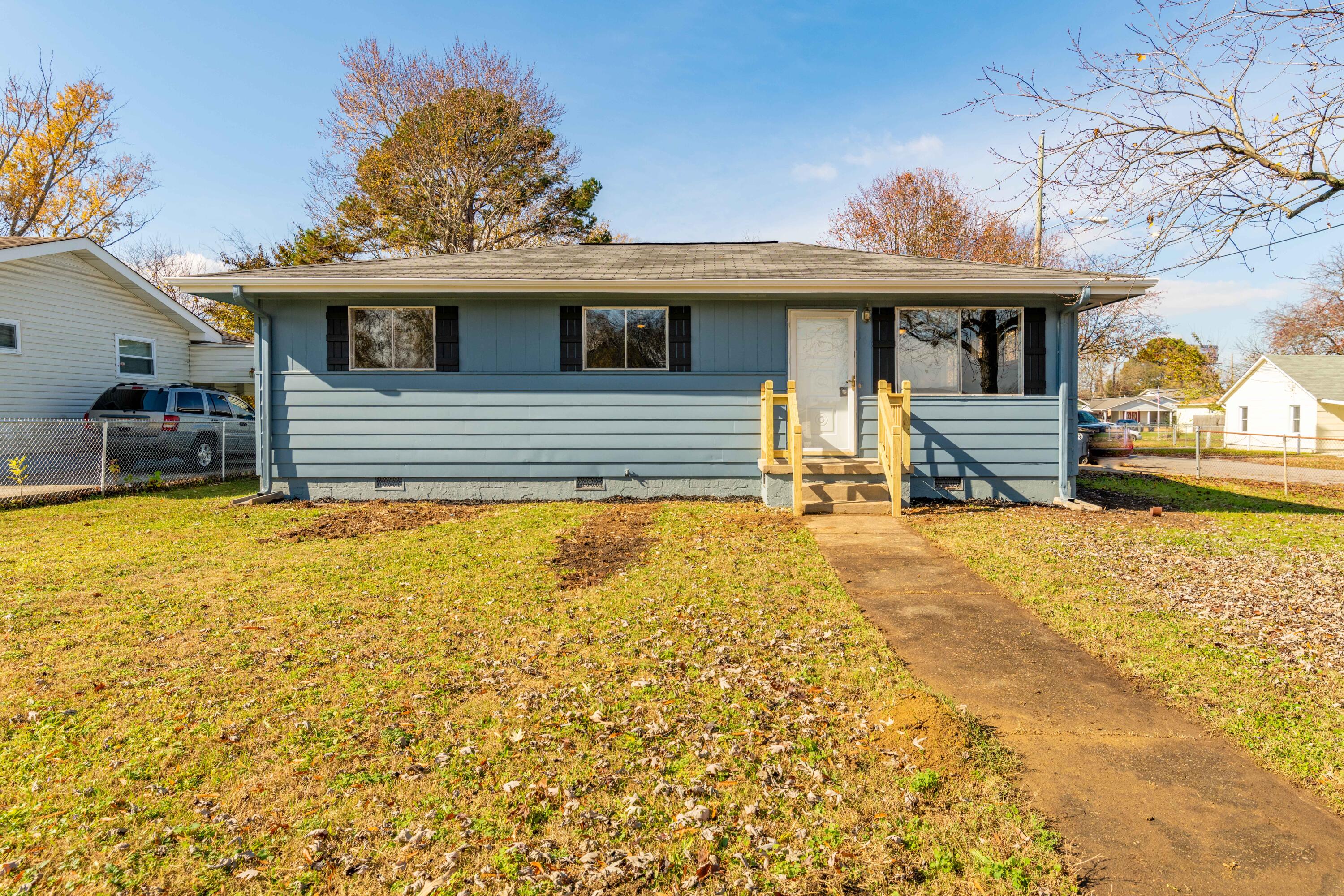 1601 South Mack Smith Road Chattanooga, TN 37412 - Photo 1 of 30 D85_3112