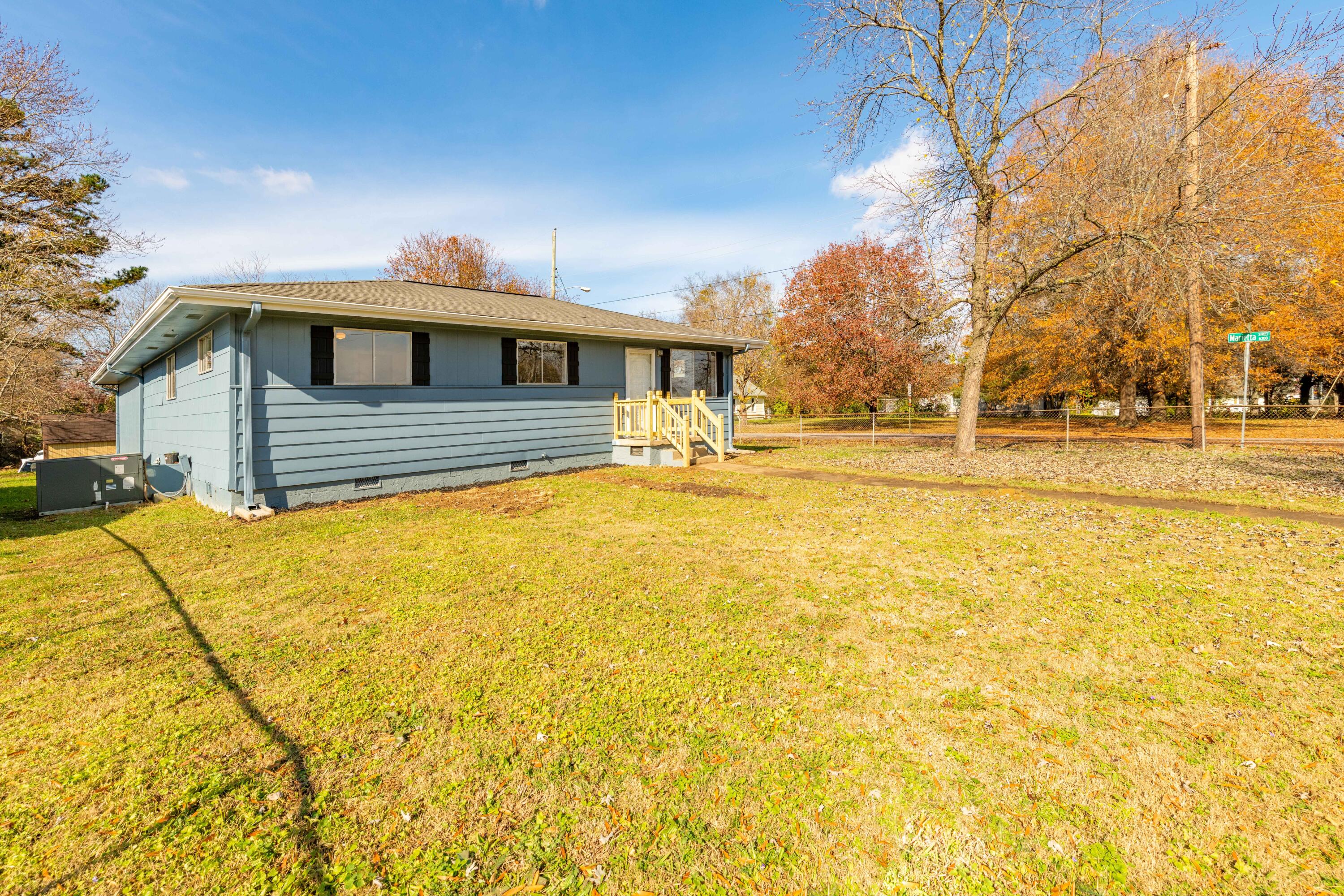 1601 South Mack Smith Road Chattanooga, TN 37412 - Photo 2 of 30 01EA7819-0D54-4422-9159-DFBB0C84B145