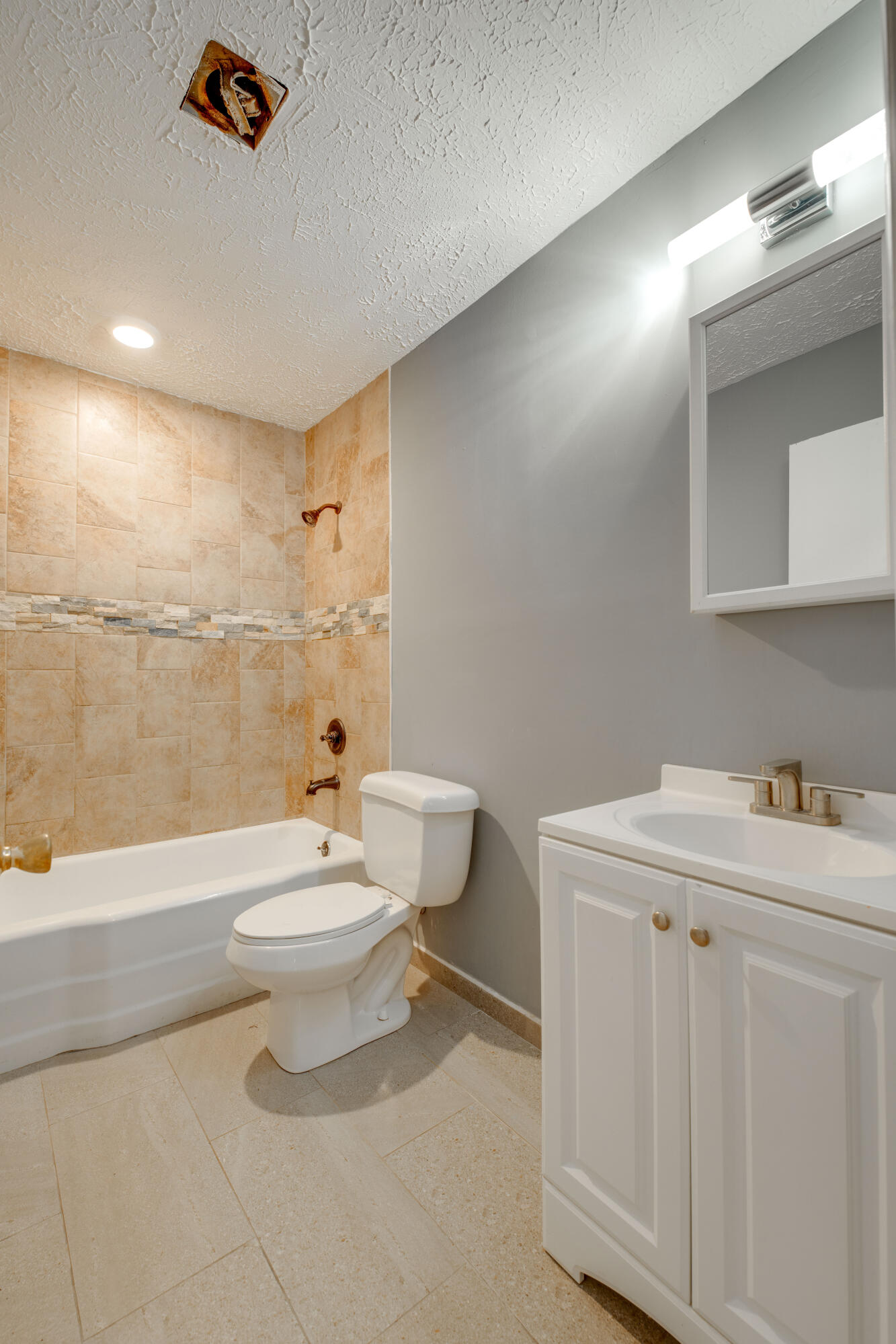 1601 South Mack Smith Road Chattanooga, TN 37412 - Photo 22 of 30 DF508B4B-E6C2-4906-8BD4-AD1DFF4C68F4
