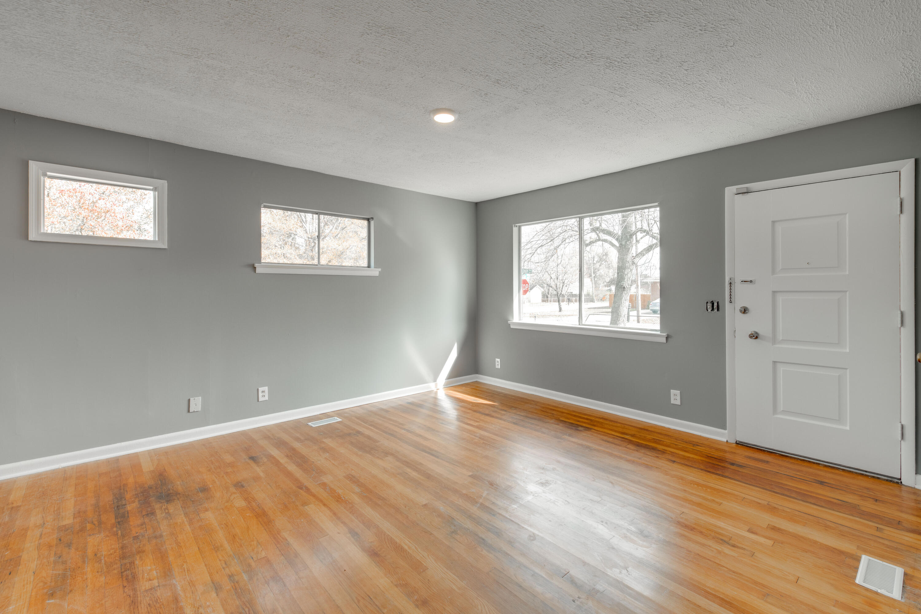 1601 South Mack Smith Road Chattanooga, TN 37412 - Photo 5 of 30 6093C3B4-5EB1-4674-BADA-3A364F30BC48