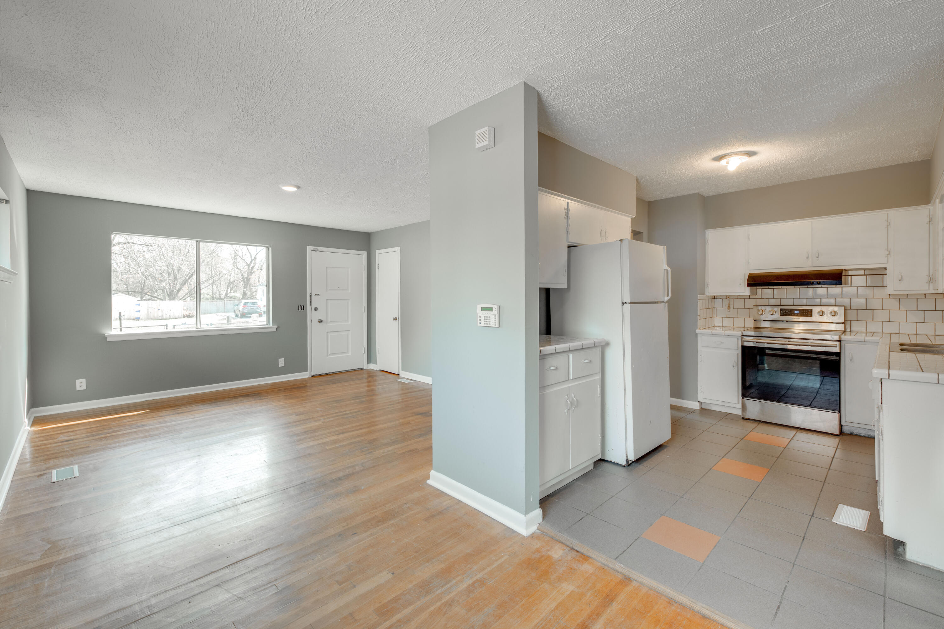 1601 South Mack Smith Road Chattanooga, TN 37412 - Photo 7 of 30 E0BFB74A-6E6D-49A7-BFF1-B42301BA60A4