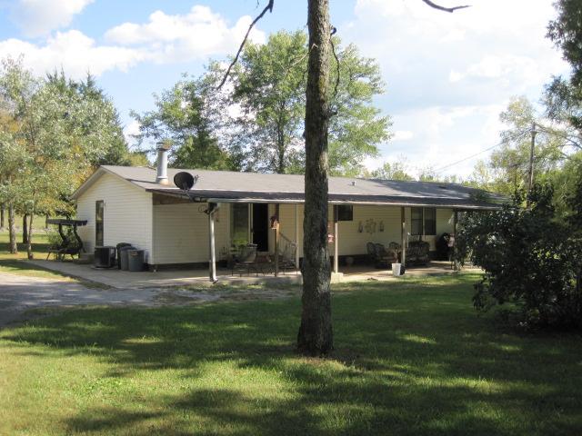 1212 Northeast Young Road Lebanon, TN 37087 - Photo 2 of 20 58' X 12' concrete patio in back.