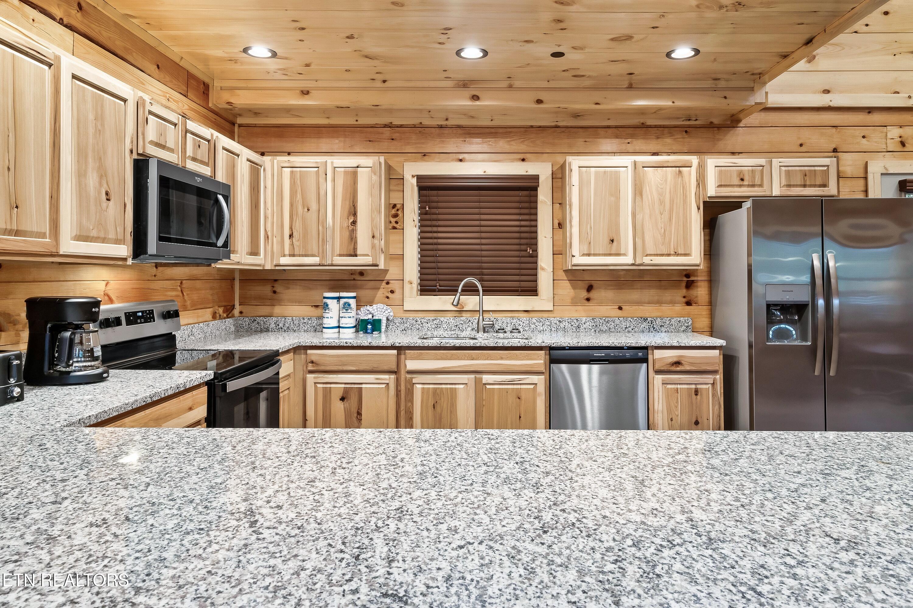 809 String Run Way Pigeon Forge, TN 37863 - Photo 11 of 48 809SR-14