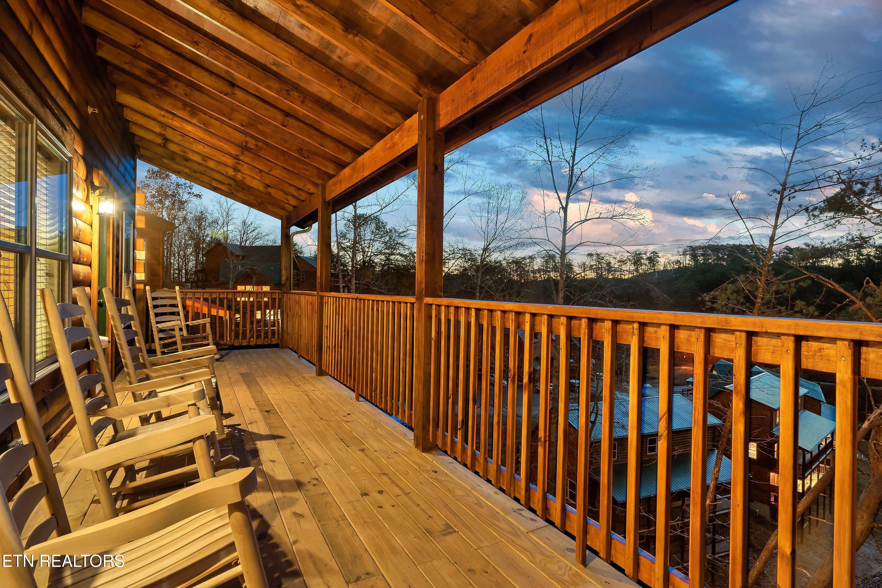 809 String Run Way Pigeon Forge, TN 37863 - Photo 3 of 48 809SRt-5