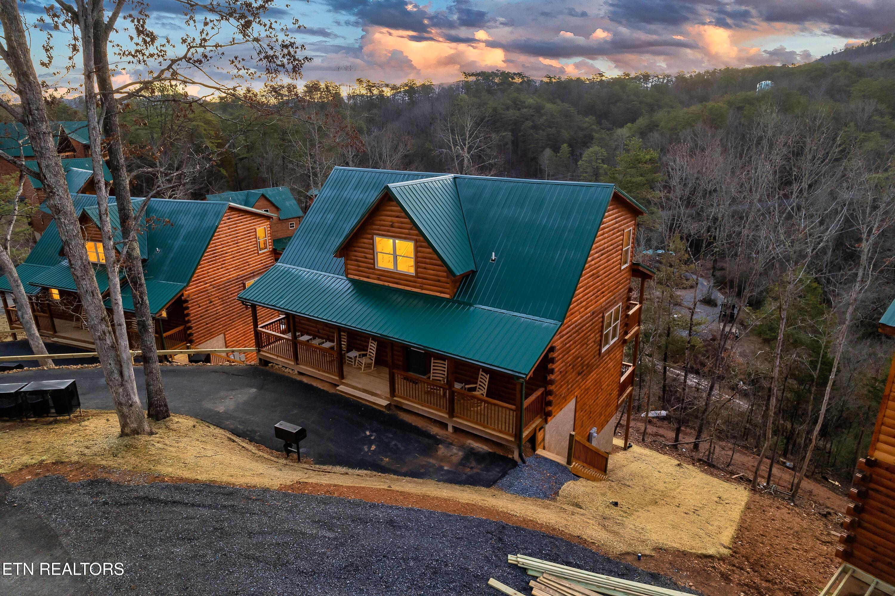 809 String Run Way Pigeon Forge, TN 37863 - Photo 47 of 48 809SRt-2