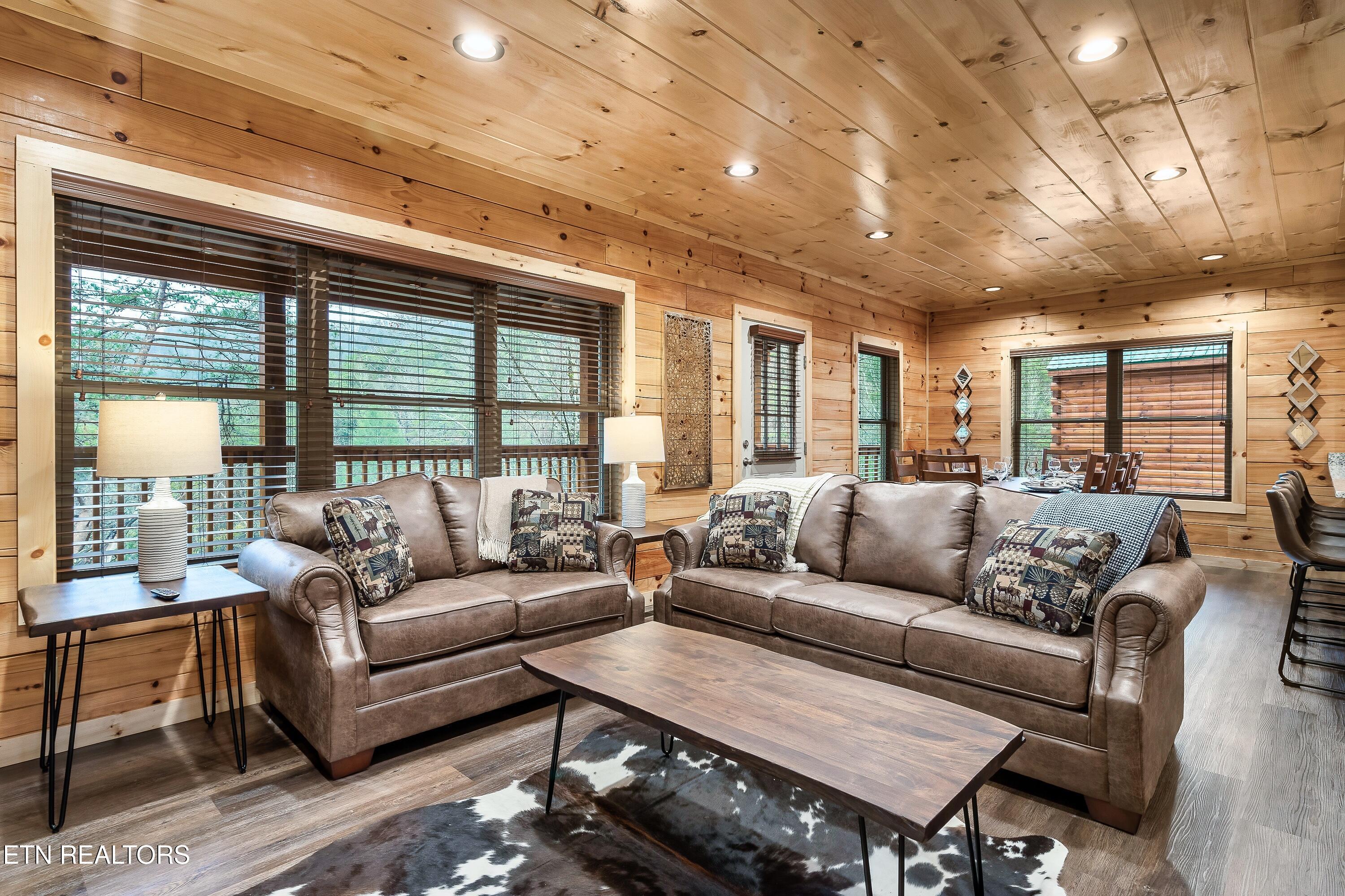 809 String Run Way Pigeon Forge, TN 37863 - Photo 5 of 48 809SR-9