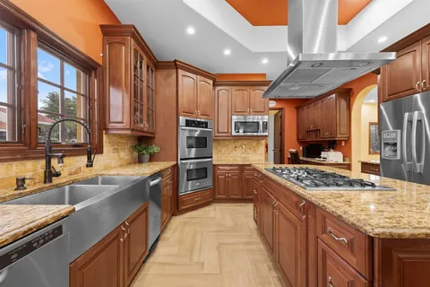 $1,695,000 | 11621 Southwest 1st Street, Plantation, FL 33325