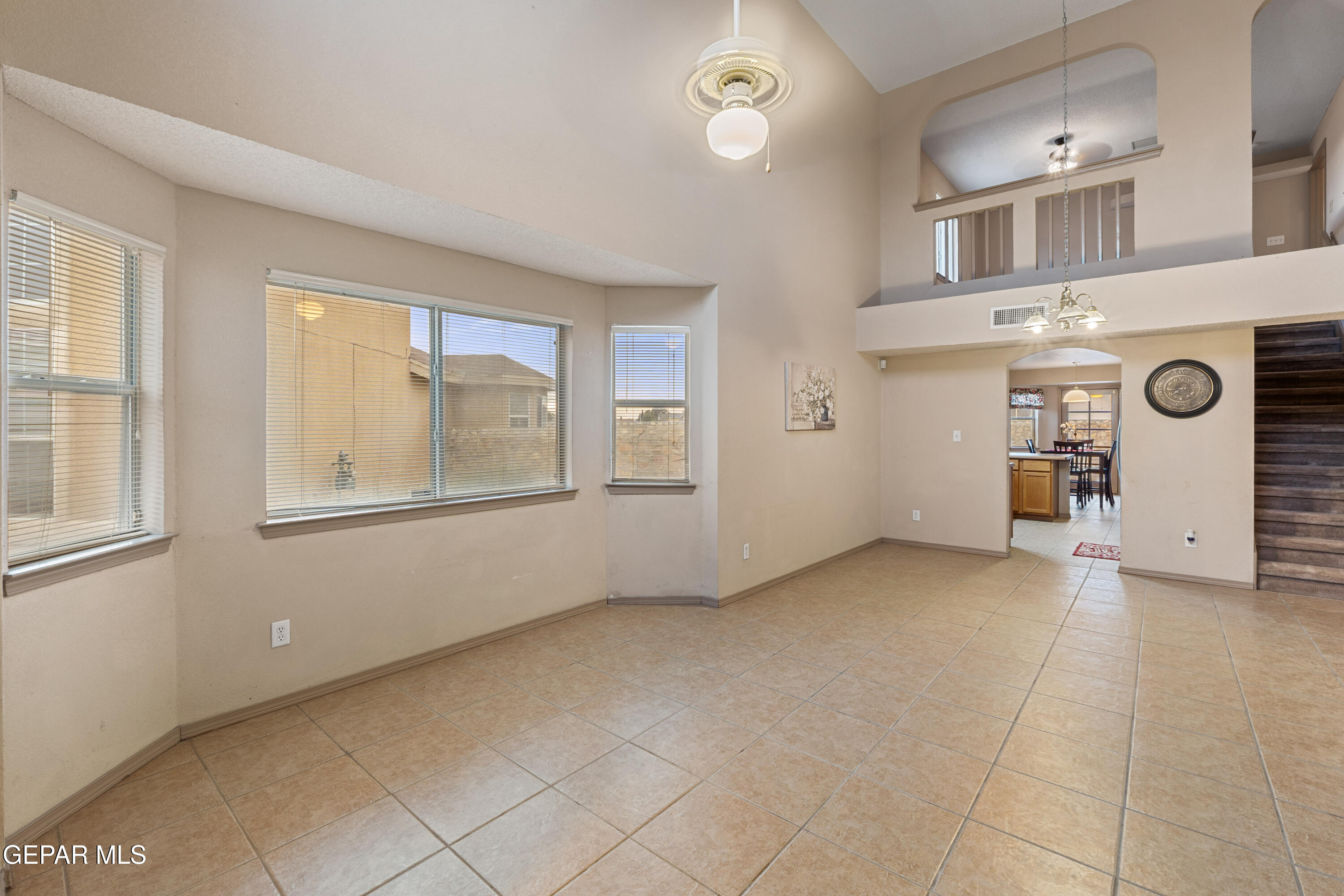 3849 Tierra Roca Place El Paso, TX 79938 - Photo 5 of 44 FOYER/LIVING ROOM