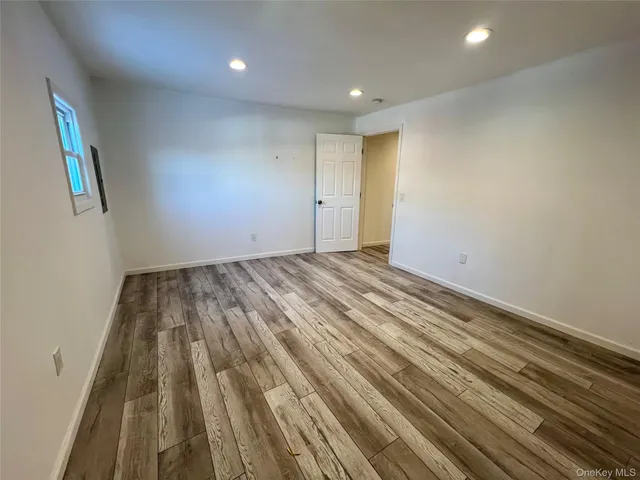 $2,995 | 356 Main Street, Unit 1, Farmingdale, NY 11735