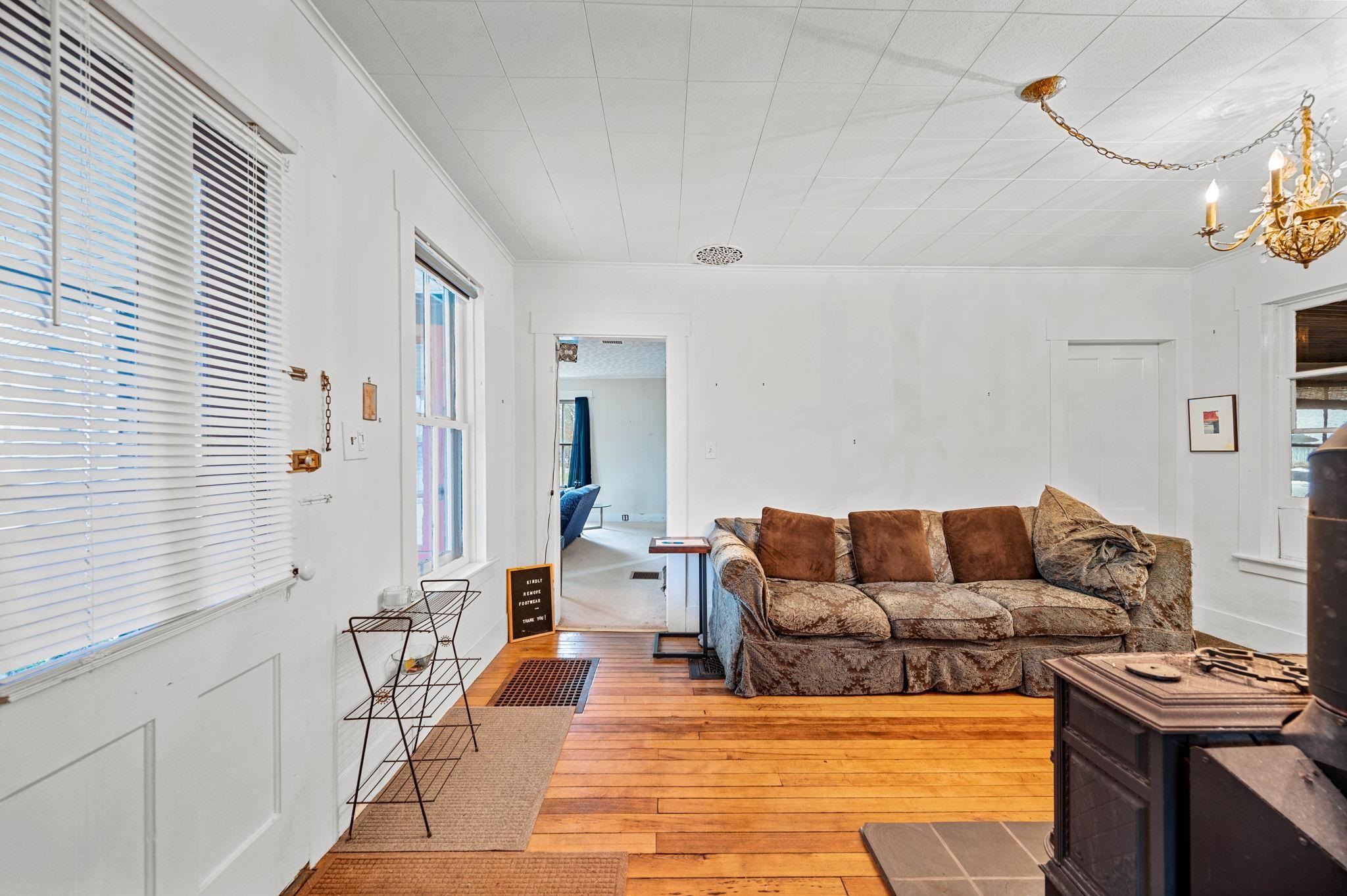 124 Congress Street Morristown, VT 05661 - Photo 18 of 32