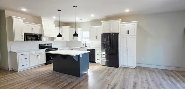 $355,000 | 204 Sellman Street, Warrensburg, MO 64093