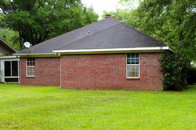 10159 Willis Road Foley, AL 36535 - Photo 3 of 3 Rear Photo