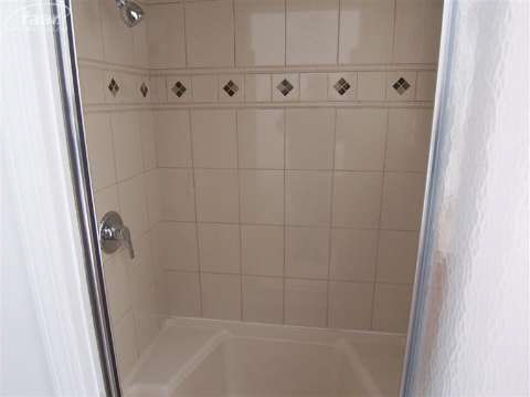 317 West River Road Flushing, MI 48433 - Photo 11 of 28 20377233-10.JPG