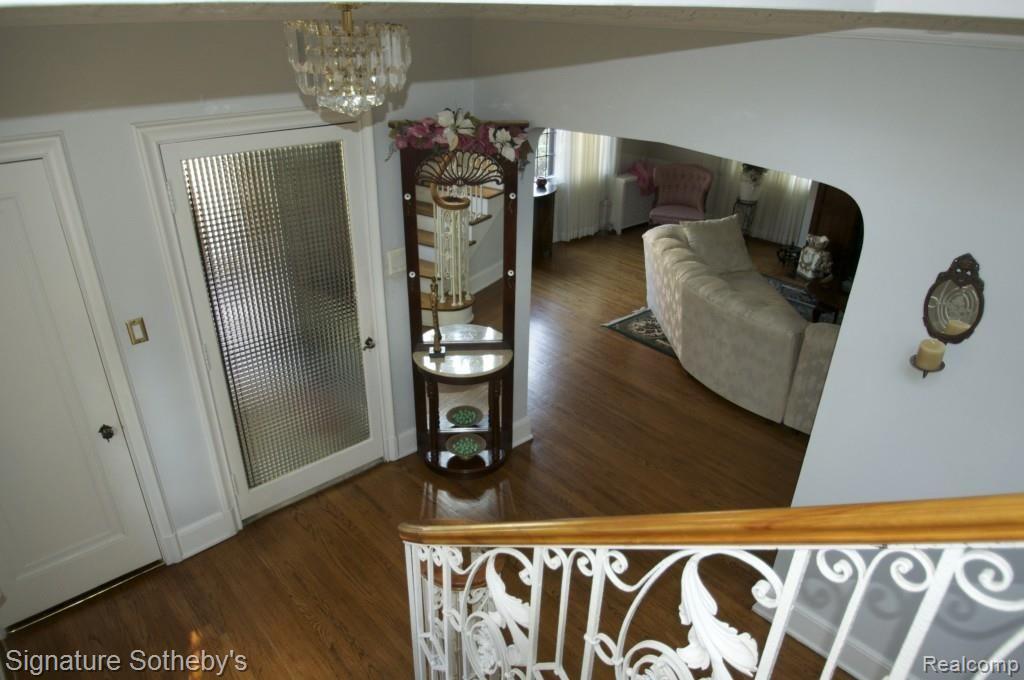 19485 Shrewsbury Road Detroit, MI 48221 - Photo 5 of 35 DSC_0241.jpg