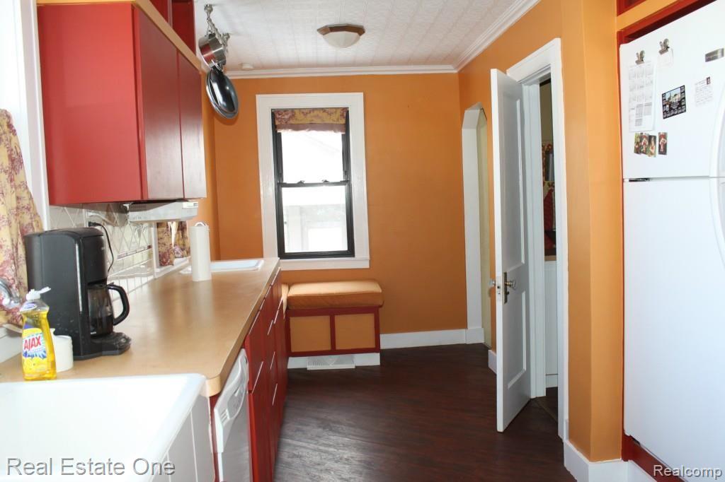 3016 Cumberland Road Berkley, MI 48072 - Photo 18 of 38 Gallery Image 18
