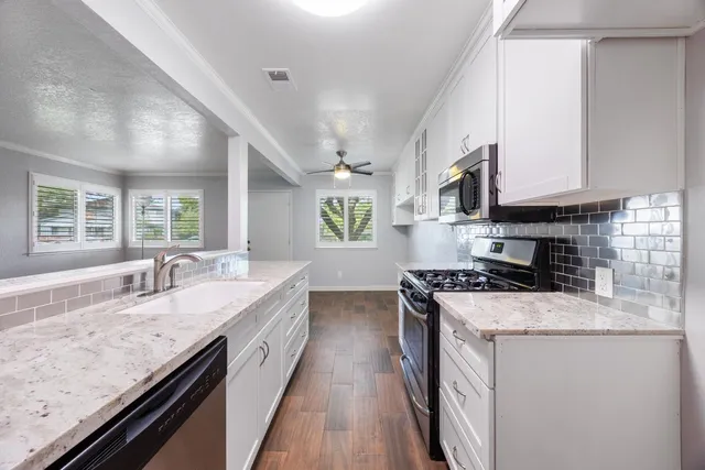 $290,000 | 244 Breuner Drive, Unit 2, Roseville, CA 95678