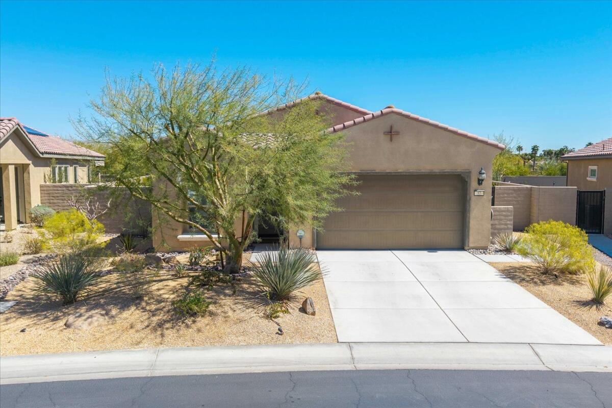 57 Syrah Rancho Mirage, CA 92270 - Photo 9 of 50 a view of backyard of the house