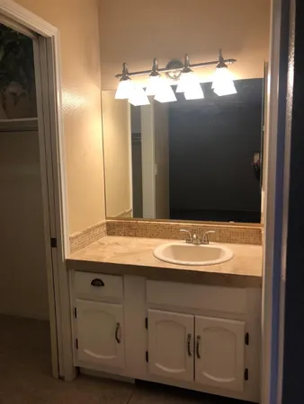 $1,700 | 2616 West Joan De Arc Avenue, Phoenix, AZ 85029
