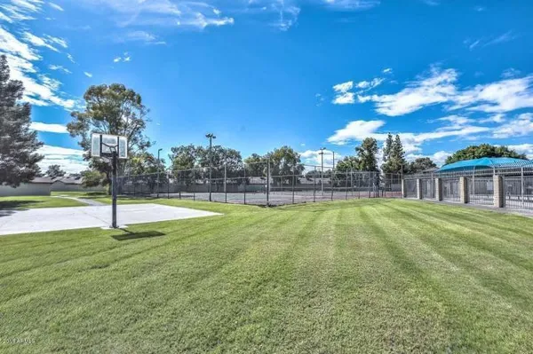$1,700 | 2616 West Joan De Arc Avenue, Phoenix, AZ 85029