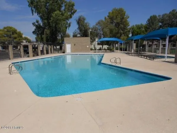$1,700 | 2616 West Joan De Arc Avenue, Phoenix, AZ 85029