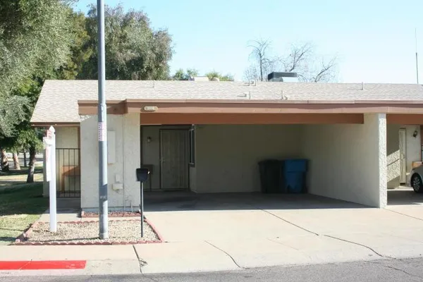 $1,700 | 2616 West Joan De Arc Avenue, Phoenix, AZ 85029