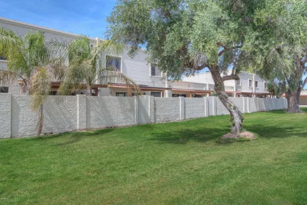 $1,700 | 2616 West Joan De Arc Avenue, Phoenix, AZ 85029
