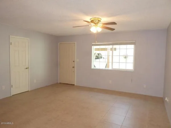 $1,700 | 2616 West Joan De Arc Avenue, Phoenix, AZ 85029
