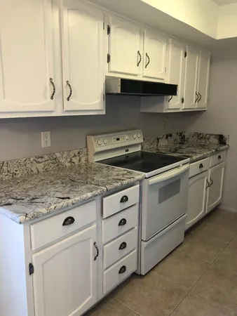 $1,700 | 2616 West Joan De Arc Avenue, Phoenix, AZ 85029