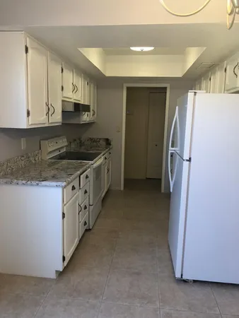 $1,700 | 2616 West Joan De Arc Avenue, Phoenix, AZ 85029
