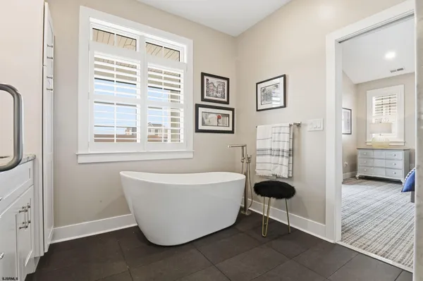 $3,490,000 | 109 North 36th Avenue, Longport, NJ 08403