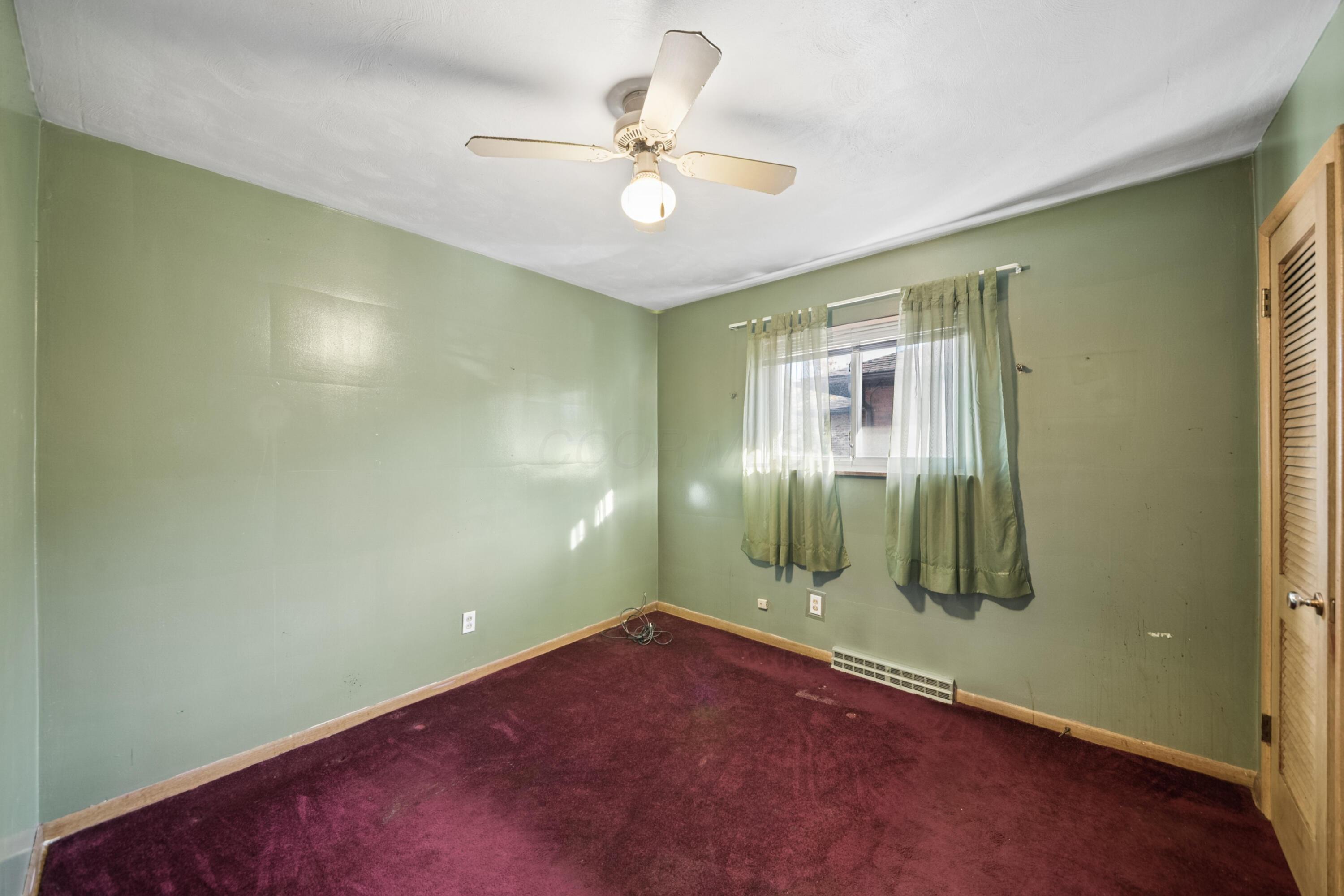 1483 Courtright Road Columbus, OH 43227 - Photo 16 of 44 L_1483_Courtright_Rd076