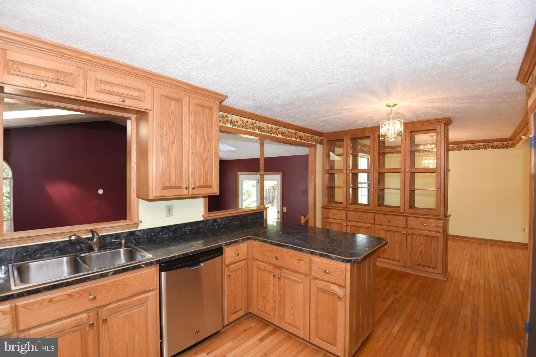 8000 Pine Ridge Road Pasadena, MD 21122 - Photo 12 of 30 Kitchen