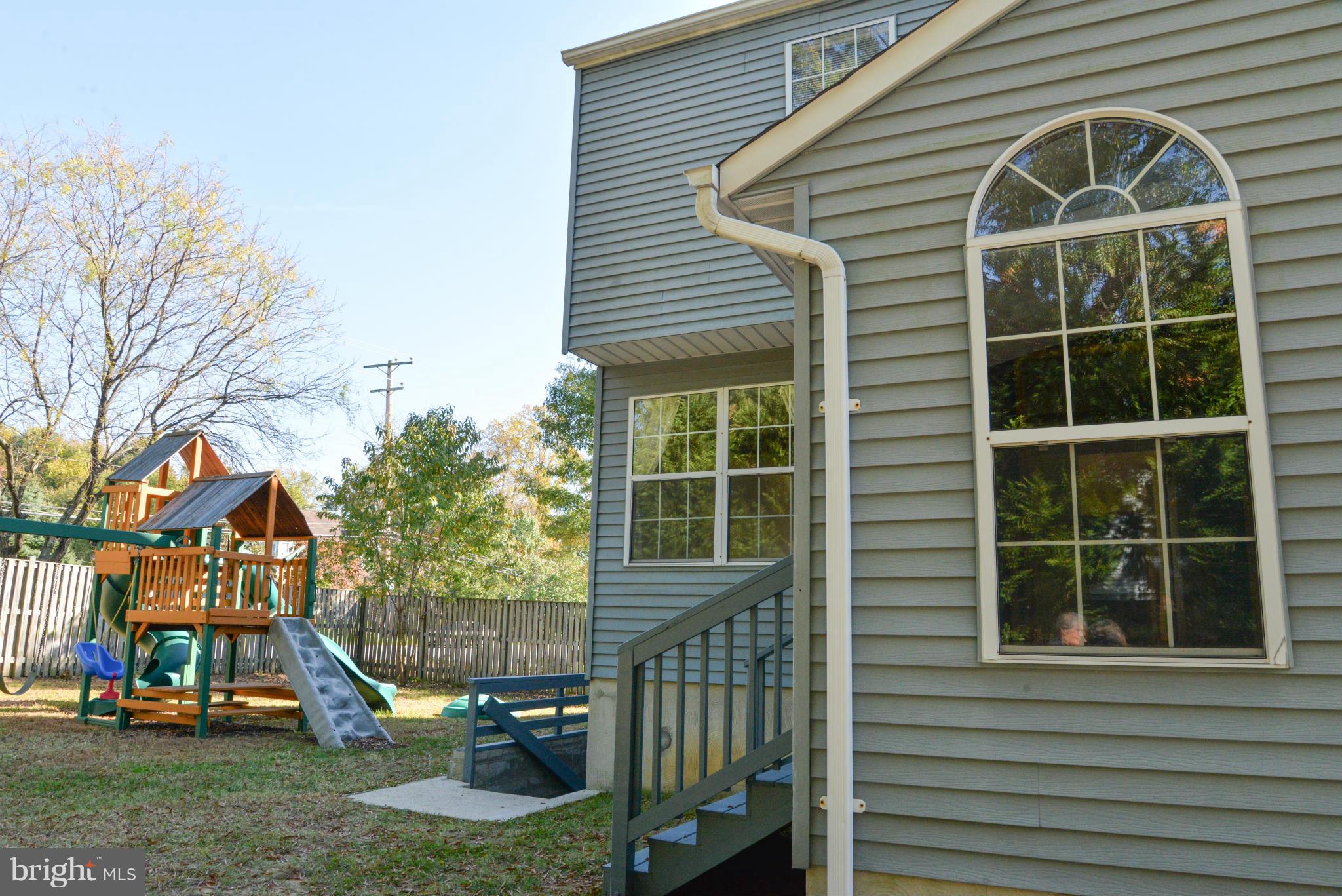 8000 Pine Ridge Road Pasadena, MD 21122 - Photo 30 of 30 Exterior (Rear)