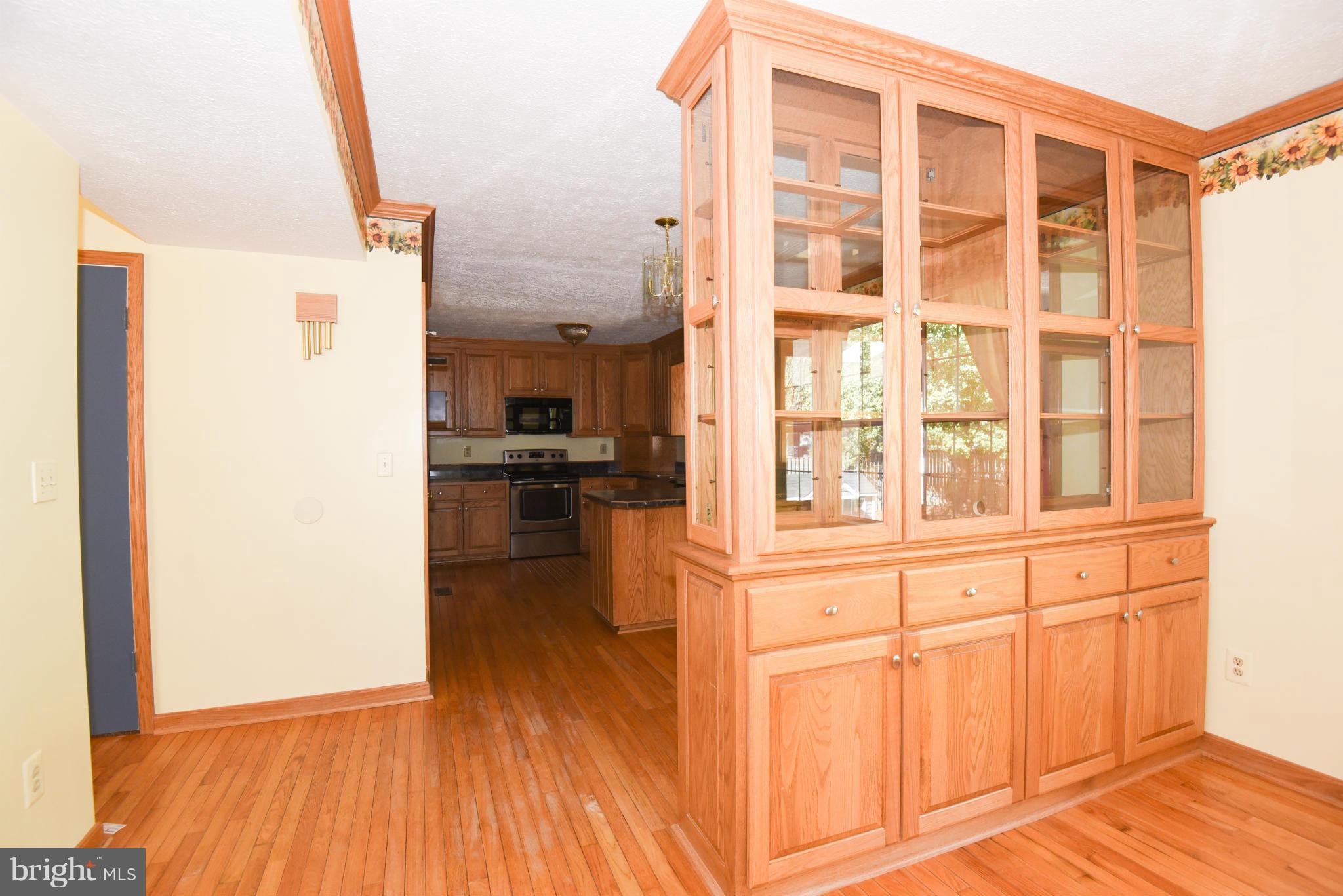 8000 Pine Ridge Road Pasadena, MD 21122 - Photo 8 of 30 Dining Room