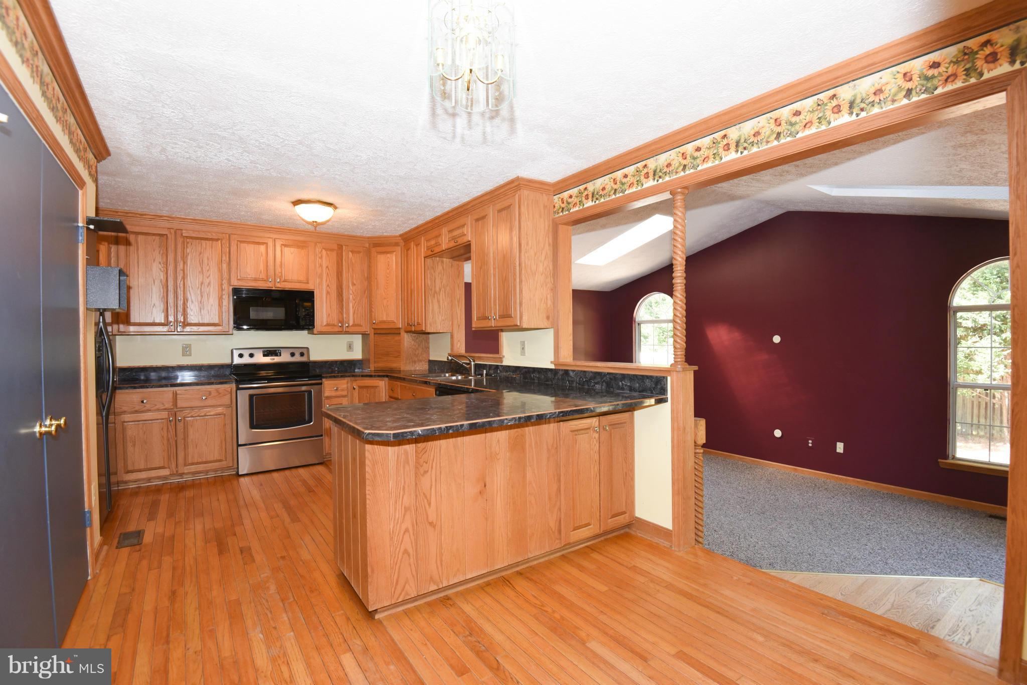 8000 Pine Ridge Road Pasadena, MD 21122 - Photo 10 of 30 Kitchen