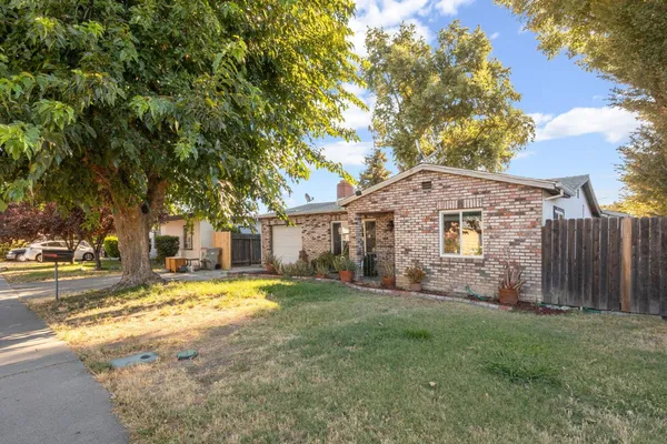 $499,900 | 10 Fiske Avenue, Woodland, CA 95695