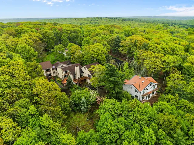 $2,250,000 | 107-105 Attitash Lane, Tafton, PA 18464