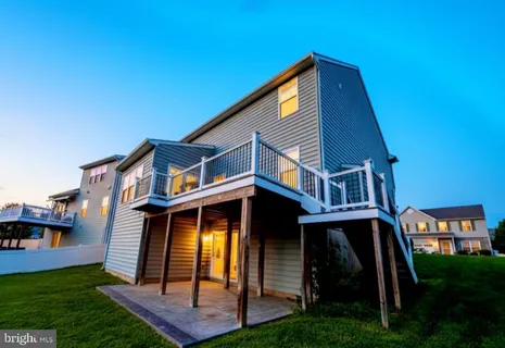 $570,000 | 232 Armata Drive, Middletown, DE 19709