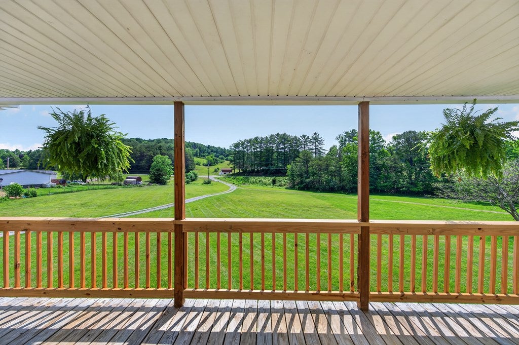 1439 Ivanhoe Road Max Meadows, VA 24360 - Photo 7 of 50 Gallery Image 7