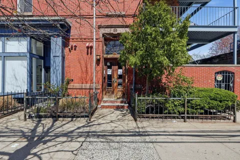 $580,000 | 278 Monmouth Street, Unit 2L, Jersey City, NJ 07302