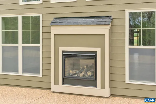 a view of a fireplace of the house