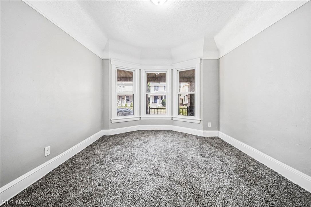 1637 Holyrood Road Cleveland, OH 44106 - Photo 39 of 50