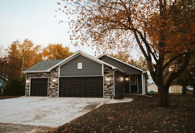 $339,000 | 106 East Trett Street, Wheatfield, IN 46392